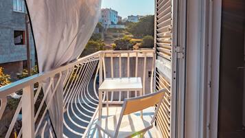 Deluxe Apartment, Non Smoking, Mountain View | Terrace/patio