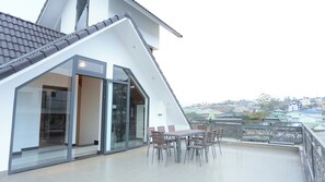 Property grounds - Yên Lam House  (Da Lat)