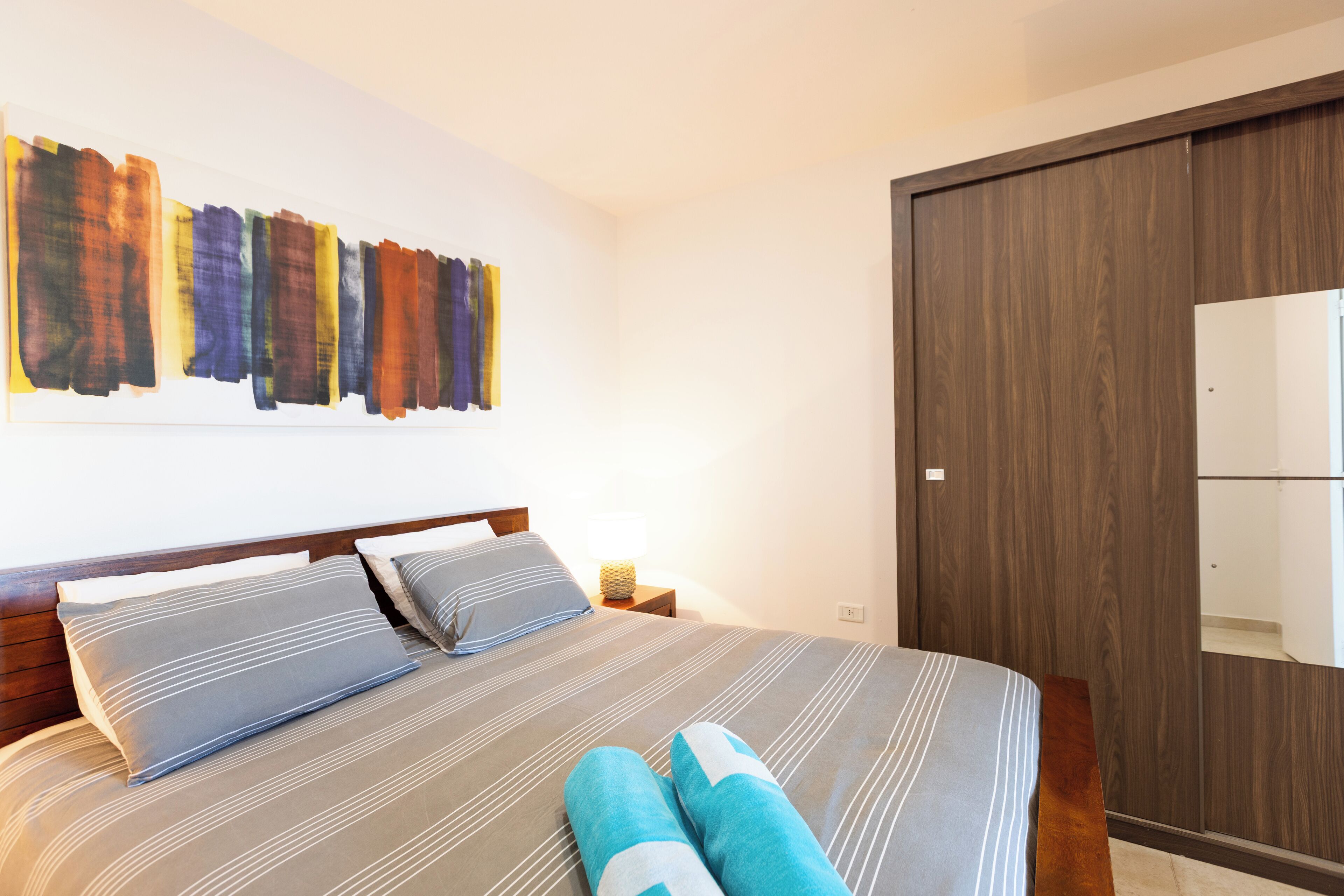 2 habitaciones y caja de seguridad en la habitación 