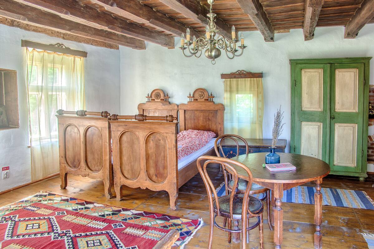 Saxon Romantic , Casa Mare | 2 室のベッドルーム、ア  イロン / アイロン台