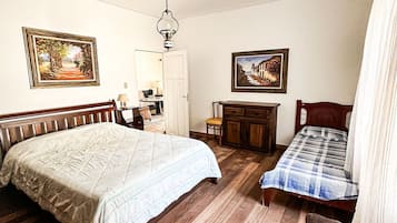 4 habitaciones, wifi gratis y ropa de cama