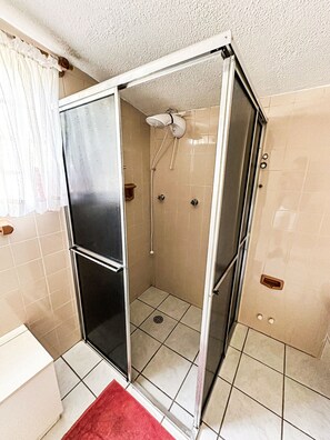Villa | Bathroom