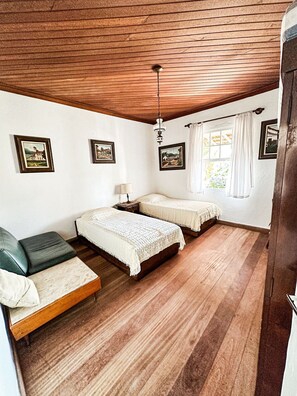 4 habitaciones, wifi gratis y ropa de cama 