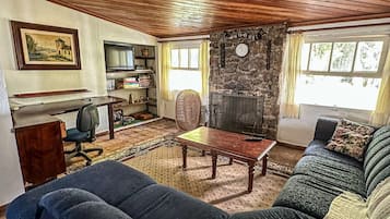 Villa | Living area