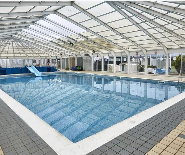 Cabin | Pool | Indoor pool