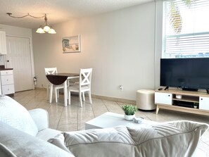 Smart TV - Beautiful 3rd Floor Gulf View Condo (Bonita Springs)