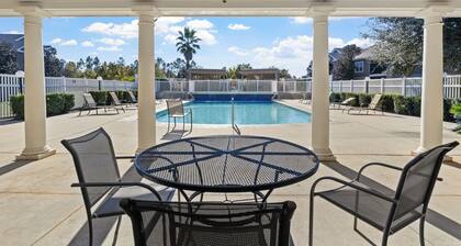 Fabulous Foley near the beach, ball fields, & OWA