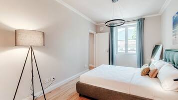 1 bedroom, premium bedding, down duvets, iron/ironing board