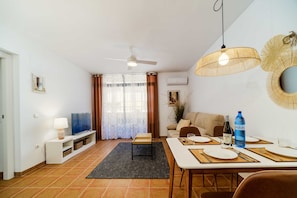 TV - Santa Barbara Costa Apartment Javea Montañar I (Javea / Xàbia)