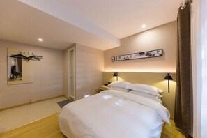 Unclassified image, 2 of 29, button - Rest Hotel (Lanzhou railway station store) (Lanzhou)
