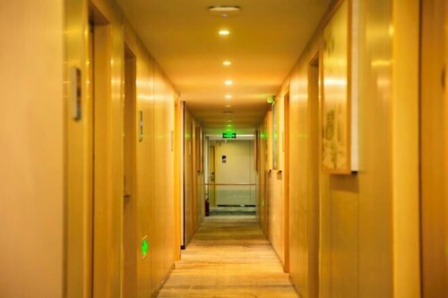 Rest Hotel (Lanzhou railway station store)