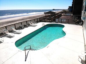 Outdoor pool - Christmas at the beach! Cozy Luxe Beach Condo: Fully Renovated + Pool (Murrells Inlet)