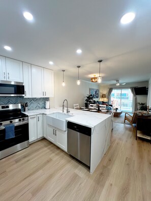 Fridge, microwave, oven, stovetop - Christmas at the beach! Cozy Luxe Beach Condo: Fully Renovated + Pool (Murrells Inlet)