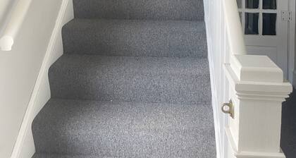 2-bedroom 2nd Floor apartment in Mount Joy with off street parking