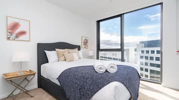 2 dormitorios, escritorio, tabla de planchar con plancha y wifi gratis