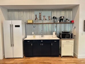 Interior - Cozy apartment in charming Carrboro, NC with WiFi, AC (Carrboro)