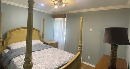 Spacious 4 bed & 2 bath House Near UBS Arena, JFK, and NYC