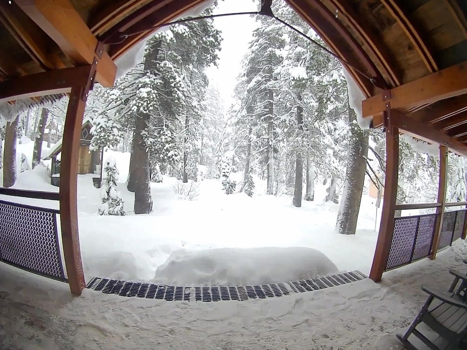 المنطقة المحيطة بالمنشأة