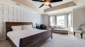 3 soverom, strykejern/-brett, wi-fi og sengetøy