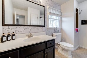 Asciugamani, sapone, carta igienica