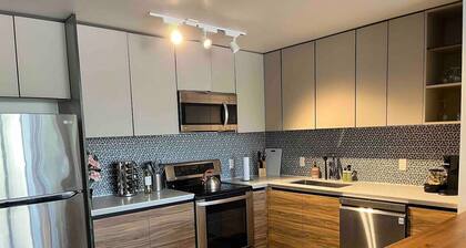 2BR Suite w/patio near NYC train & Seton Hall