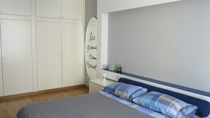 1 soverom, strykejern/-brett, wi-fi og sengetøy