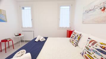 ์ํํธ | 1 ๊ฐ์ ์นจ์ค