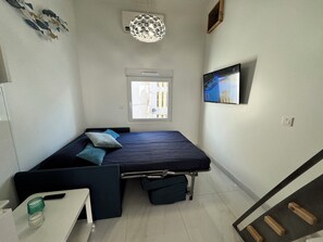 1 quarto, ferros/tábuas de passar roupa, Wi-Fi, roupa de cama