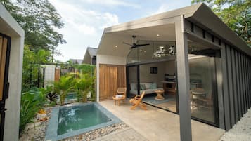 Villa clásica, patio | Terraza o patio