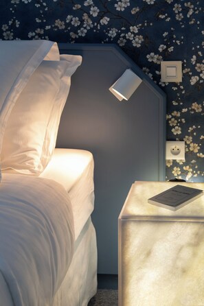 Kamar Double atau Twin, kamar mandi pribadi | Seprai premium, meja kerja, tirai kedap cahaya, dan kedap suara