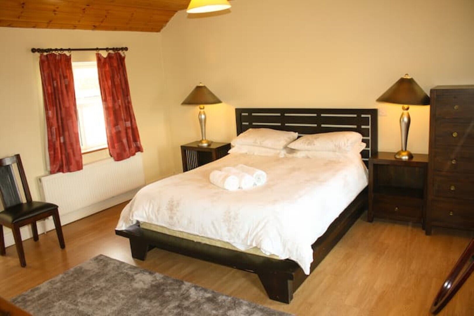 10 間睡房、熨斗/熨衫板、免費 Wi-Fi、床單