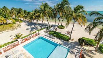 Huoneisto, tupakointi sallittu | 11 makuuhuonetta, työpöytä