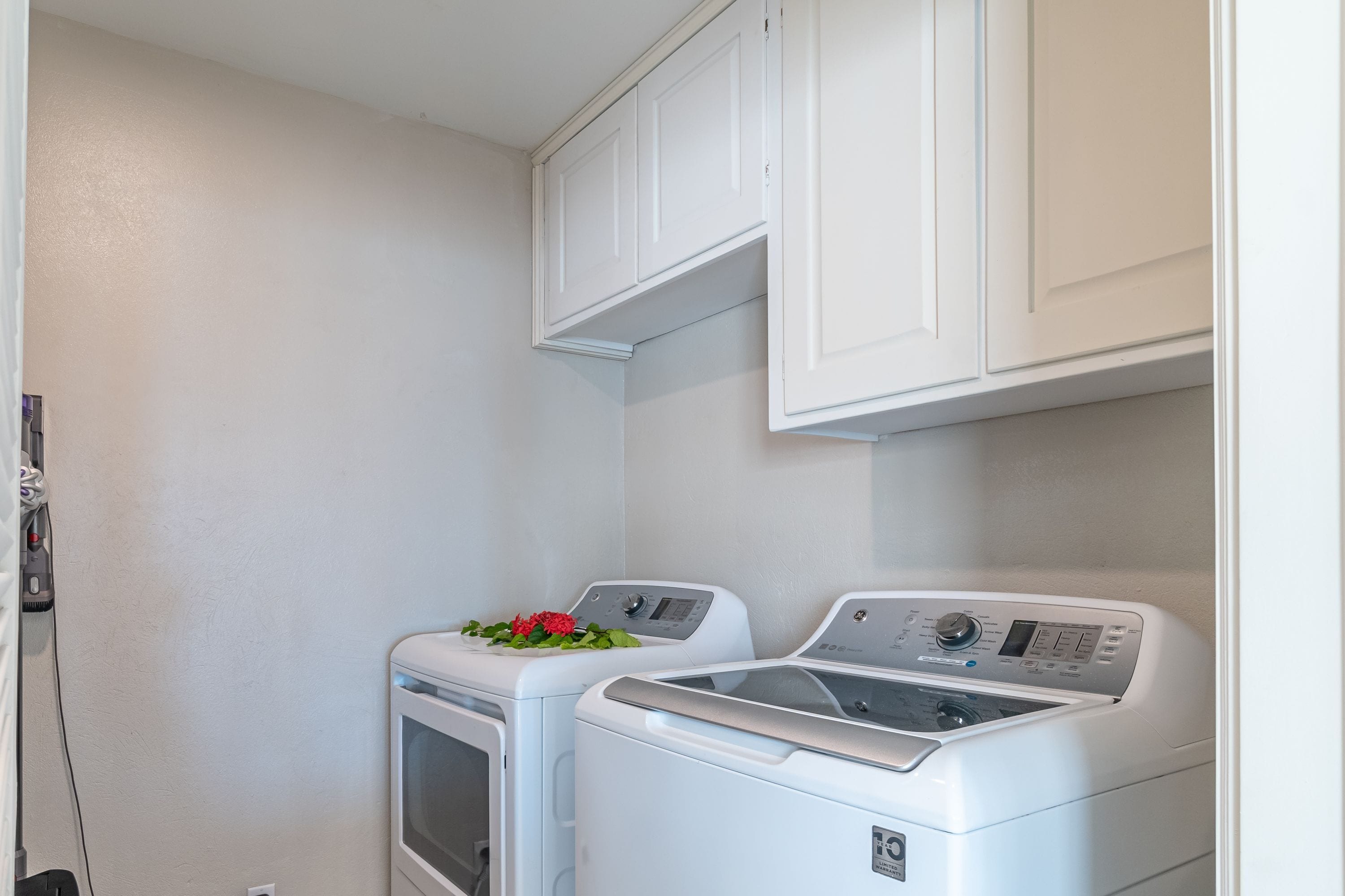 Apartment, Smoking | 11 bedrooms, desk