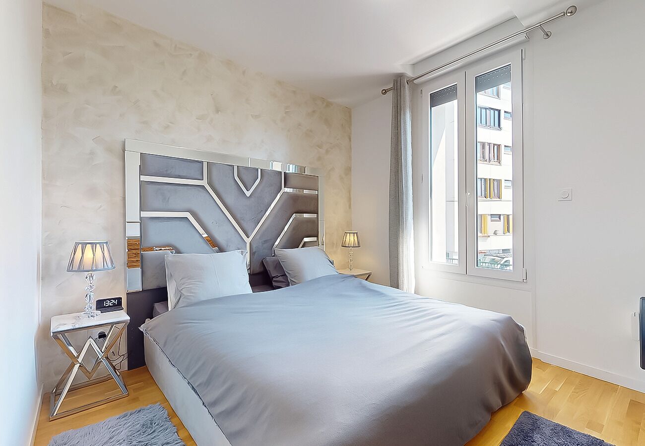 1 chambre, fer et planche à repasser, Wi-Fi gratuit, draps fournis