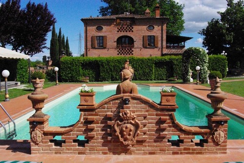 Wonderful villa with private pool near Arezzo