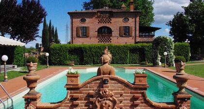 Wonderful villa with private pool near Arezzo