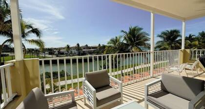 Neat 2BR Seaside in Puntarena