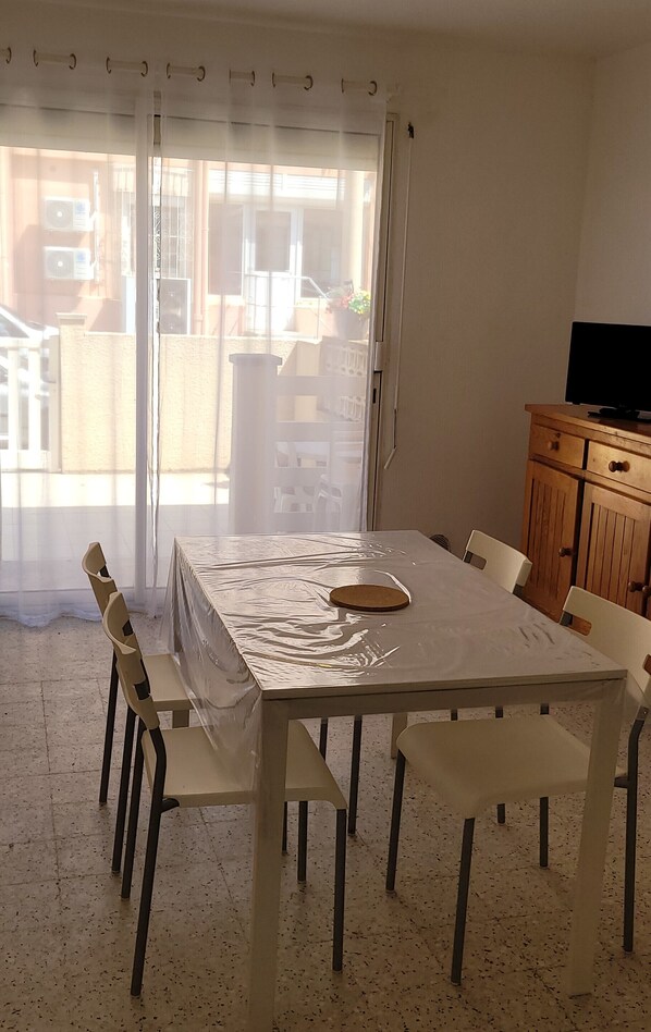 Dining - Superb T2 near the beach of Port-la-Nouvelle (Port-la-Nouvelle)