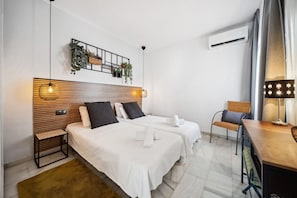 2 bedrooms, iron/ironing board, free WiFi, bed sheets - H03 Jardines Fase 2 - Ground floor apartment (Sitio de Calahonda)