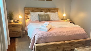 1 bedroom, iron/ironing board, WiFi, bed sheets