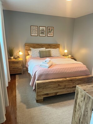1 habitación, tabla de planchar con plancha, wifi y ropa de cama