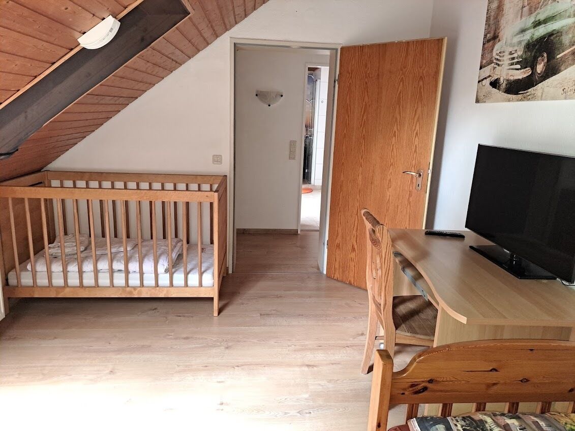 2 dormitoris, escriptori, wifi gratuïta i roba de llit 