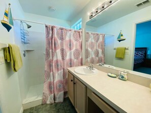 Hair dryer - Gated Community - Free WIFI - Disney Area (Haines City)