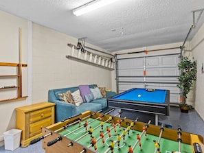 Games room - Southern Dunes Vacation Home (Haines City)