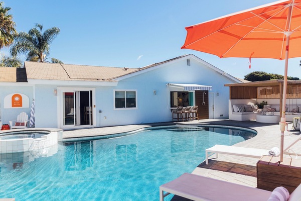 Outdoor Oasis: Summer evening BBQ's are the best poolside after a day of exploring nearby attractions like Legoland, San Diego Zoo, Sea World, La Jolla Caves...and more!