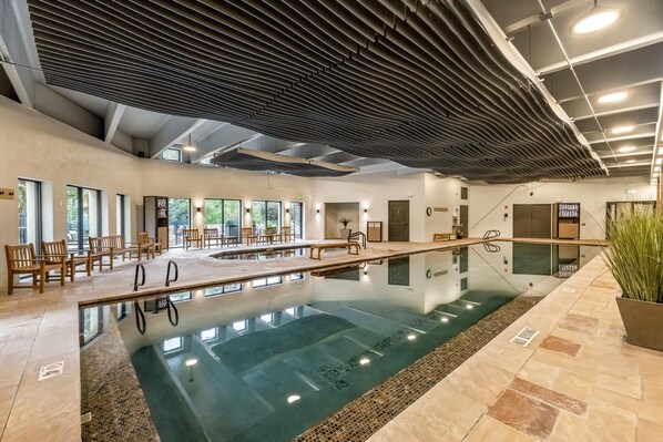 Indendørs pool, udendørs pool