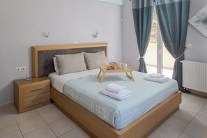 4 Schlafzimmer, Bügeleisen/Bügelbrett, kostenloses WLAN, Bettwäsche