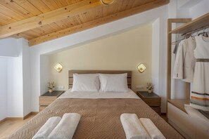 5 chambres, fer et planche à repasser, Wi-Fi gratuit, draps fournis