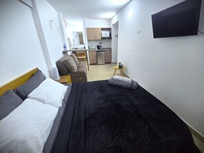 1 sovrum, skrivbord, gratis wi-fi och sängkläder