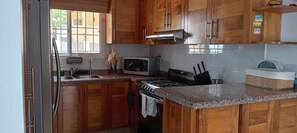 Private kitchen - Beautiful Home for Families and Groups with Private Pool and BBQ (Punta Cana)